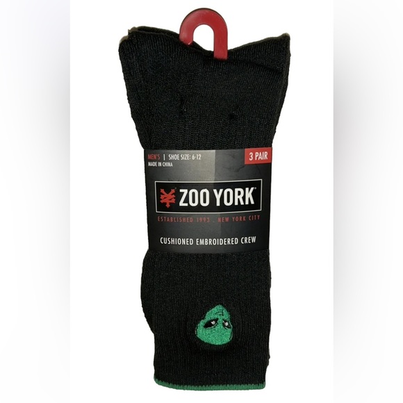 Zoo York Crew Socks 3 Pair Men 6-12 Black w Embroidered Alien Donut Logo SkateNY - Picture 1 of 12